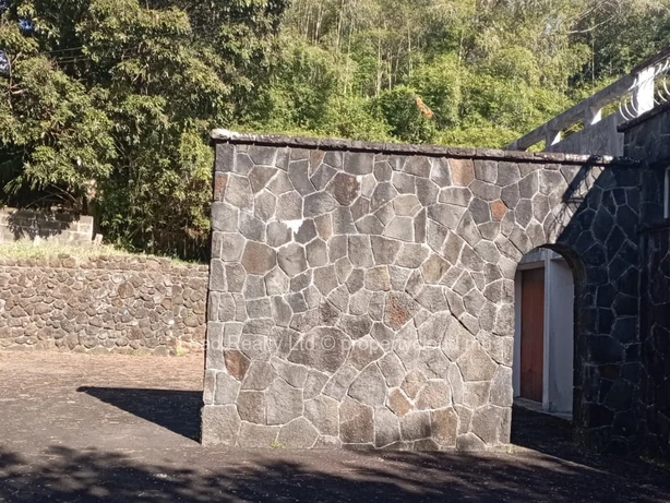 Terrain À Floreal