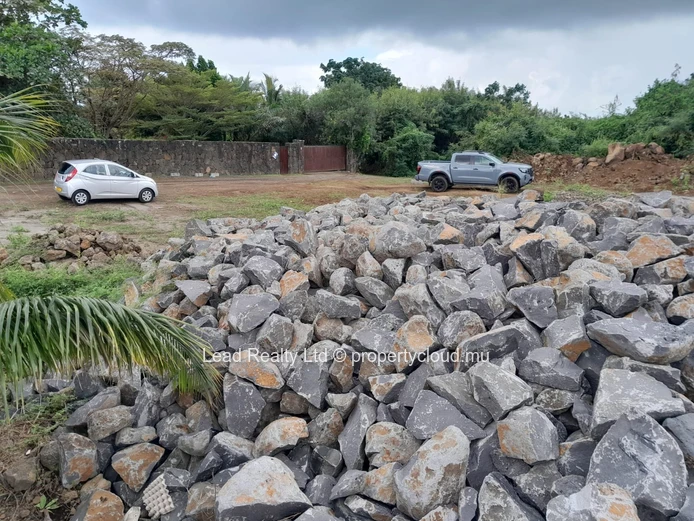 Terrain A Vendre A Calodyne