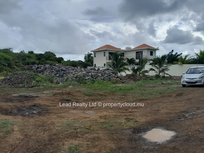 Terrain A Vendre A Calodyne