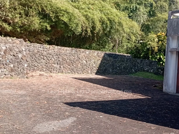 Terrain À Floreal